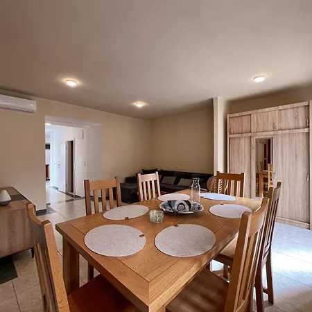 شقة La Padrina Oasis سبليت