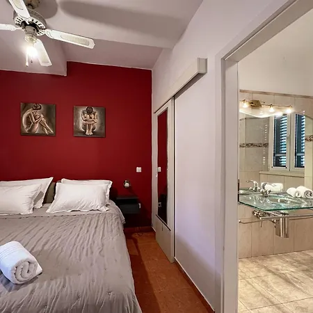 La Padrina Oasis * سبليت
